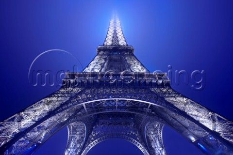 Eiffel Tower at Night PAR101