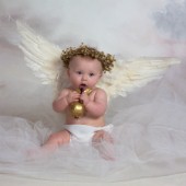 Baby Angel Sitting.jpg
